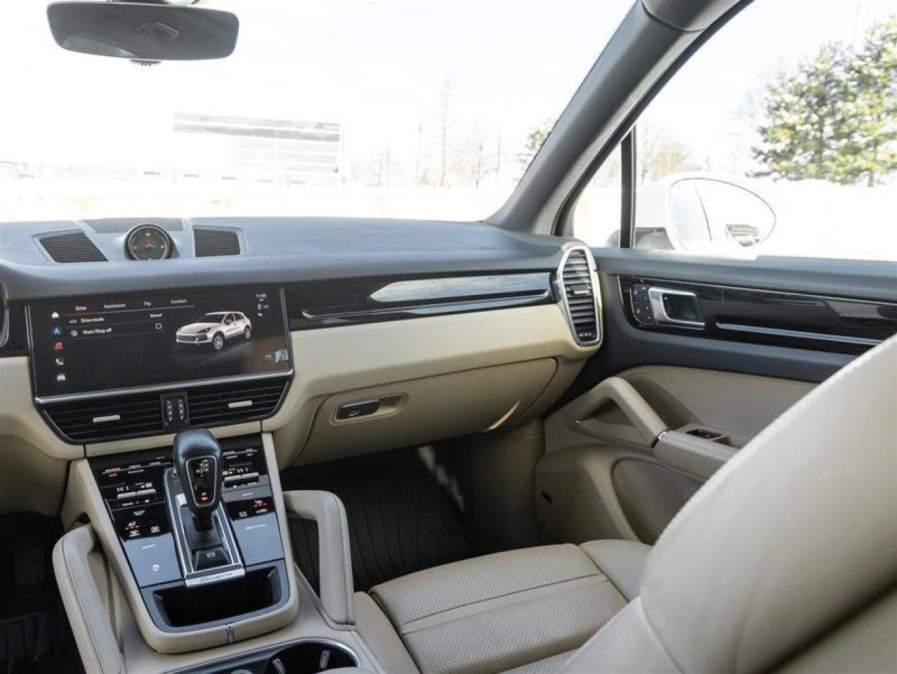 2023 Porsche Cayenne AWD CPO Premium Pkg Surround View Photo