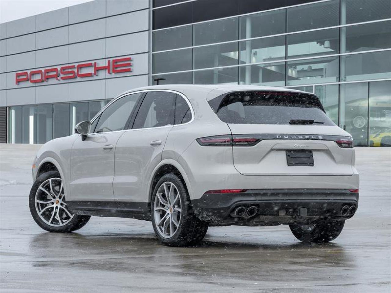 2022 Porsche Cayenne AWD 21 Cayenne Exclusive Design Wheels Surround Vi Photo3
