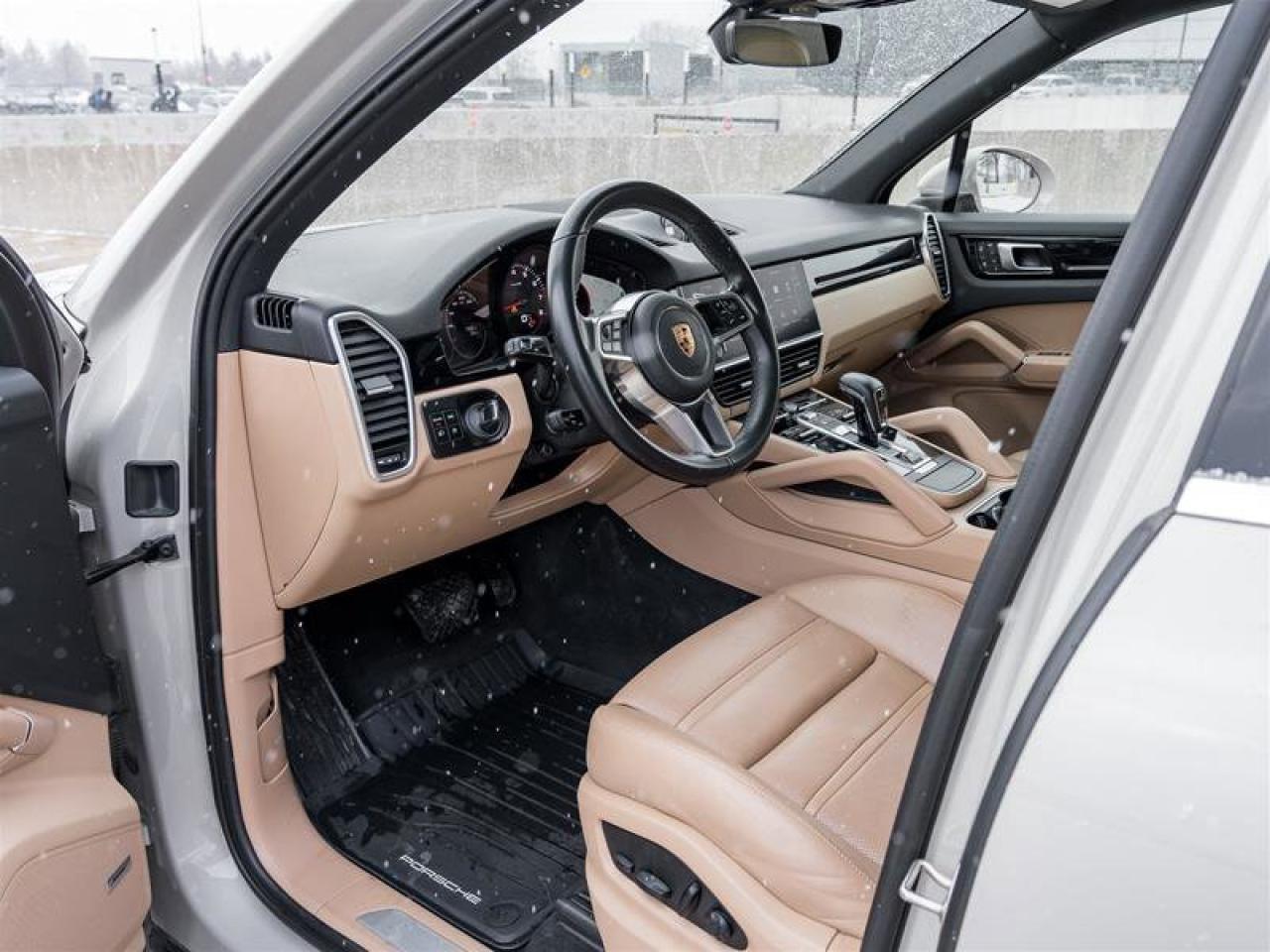 2022 Porsche Cayenne AWD 21 Cayenne Exclusive Design Wheels Surround Vi Photo