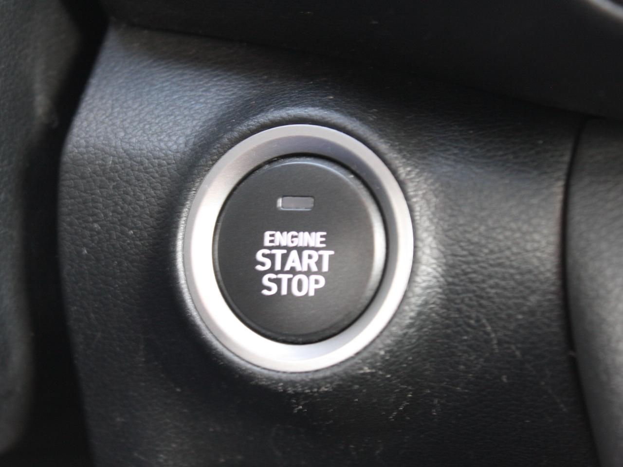 2020 Hyundai KONA 2.0L Luxury AWD / Leather / Heated Seats / Sunroof Photo