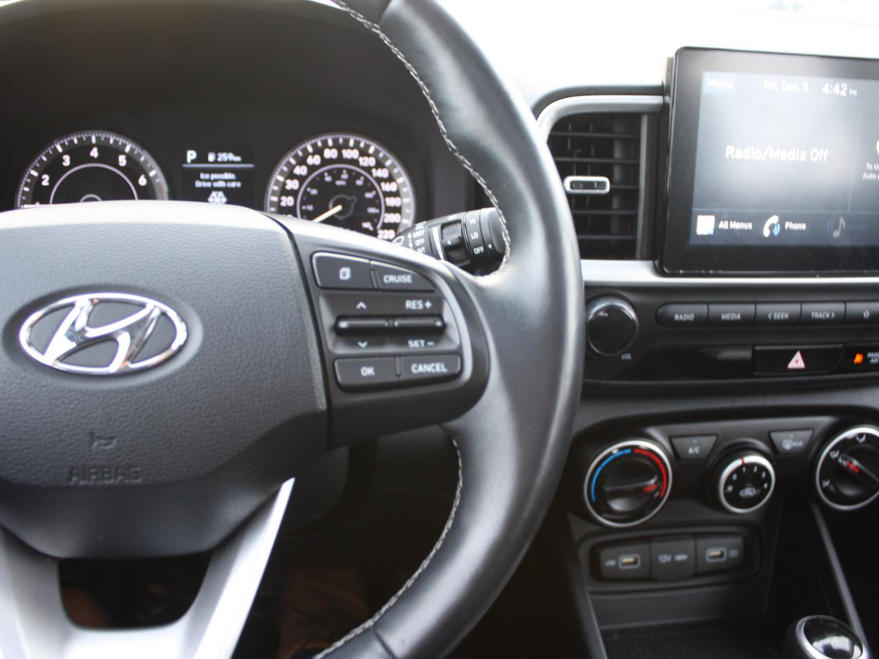 2022 Hyundai Venue Ultimate IVT w-Black Interior Photo