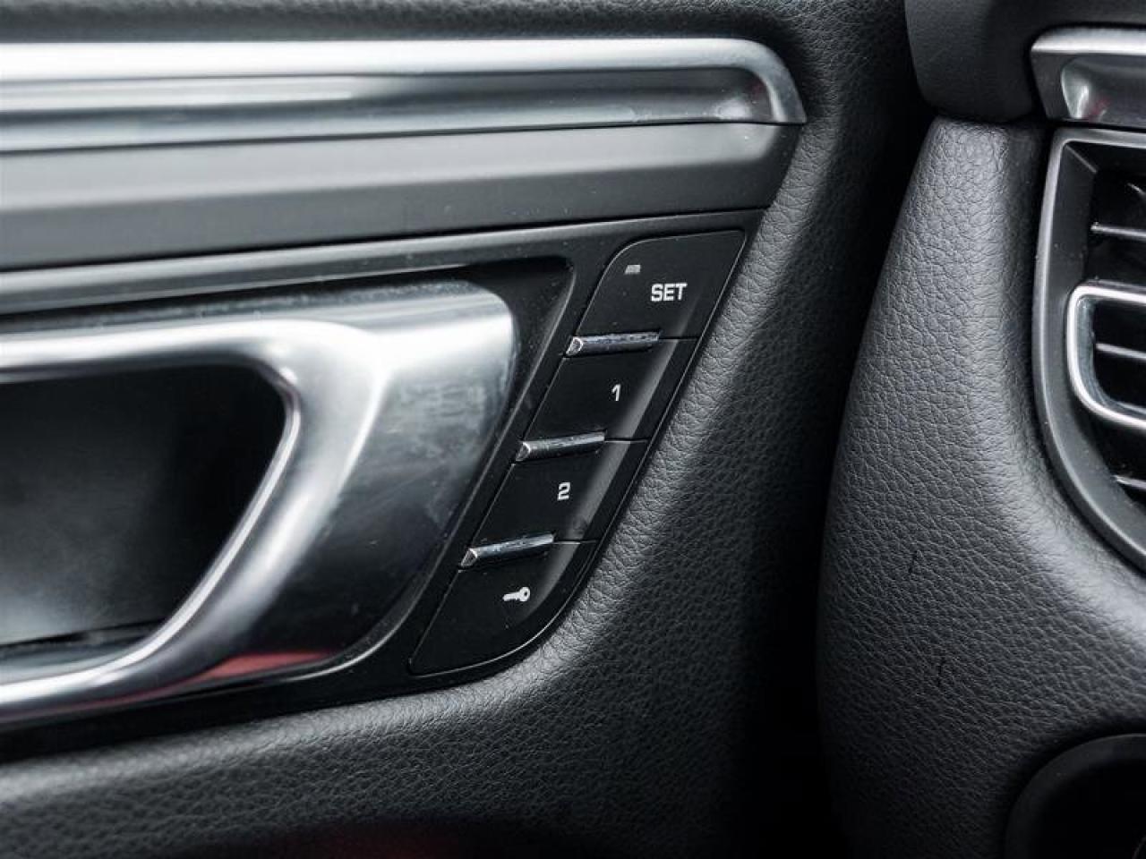 2023 Porsche Macan AWD CPO Premium Pkg Plus 20 Macan S Wheels in Vesu Photo