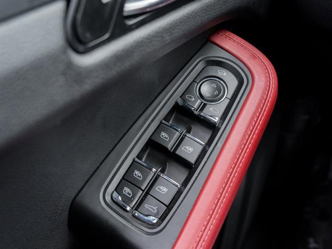 2023 Porsche Macan AWD CPO Premium Pkg Plus 20 Macan S Wheels in Vesu Photo