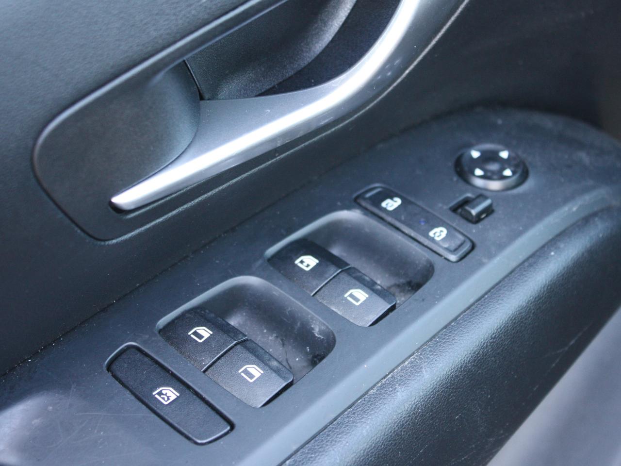 2023 Hyundai Tucson Essential FWD / Heated Seats / Backup Camera Photo