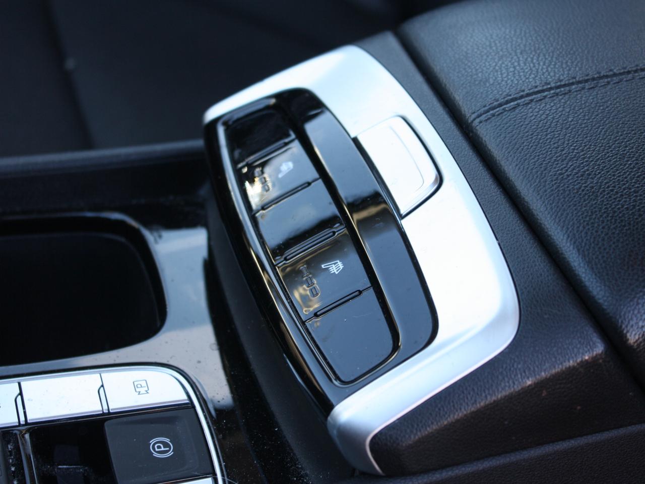 2023 Hyundai Tucson Essential FWD / Heated Seats / Backup Camera Photo