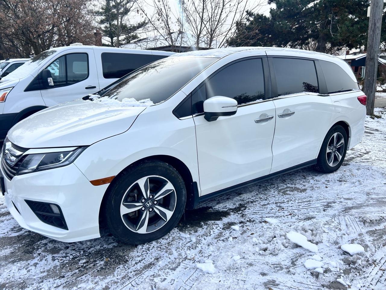 2018 Honda Odyssey EX Auto Photo0