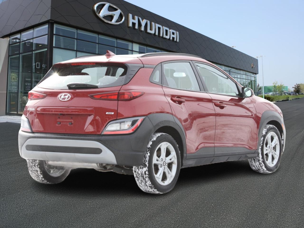 2023 Hyundai KONA 2.0L Preferred AWD / Heated Seats / CarPlay / Photo3