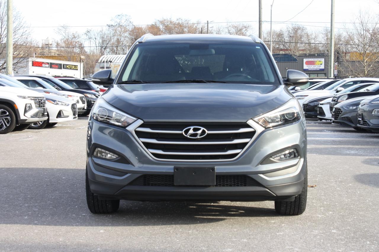 2017 Hyundai Tucson Premium FWD / Heated Seats / Blind Spot / Camera Photo