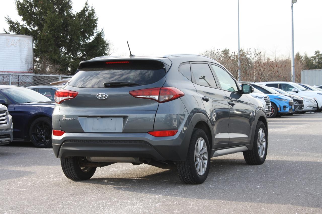2017 Hyundai Tucson Premium FWD / Heated Seats / Blind Spot / Camera Photo