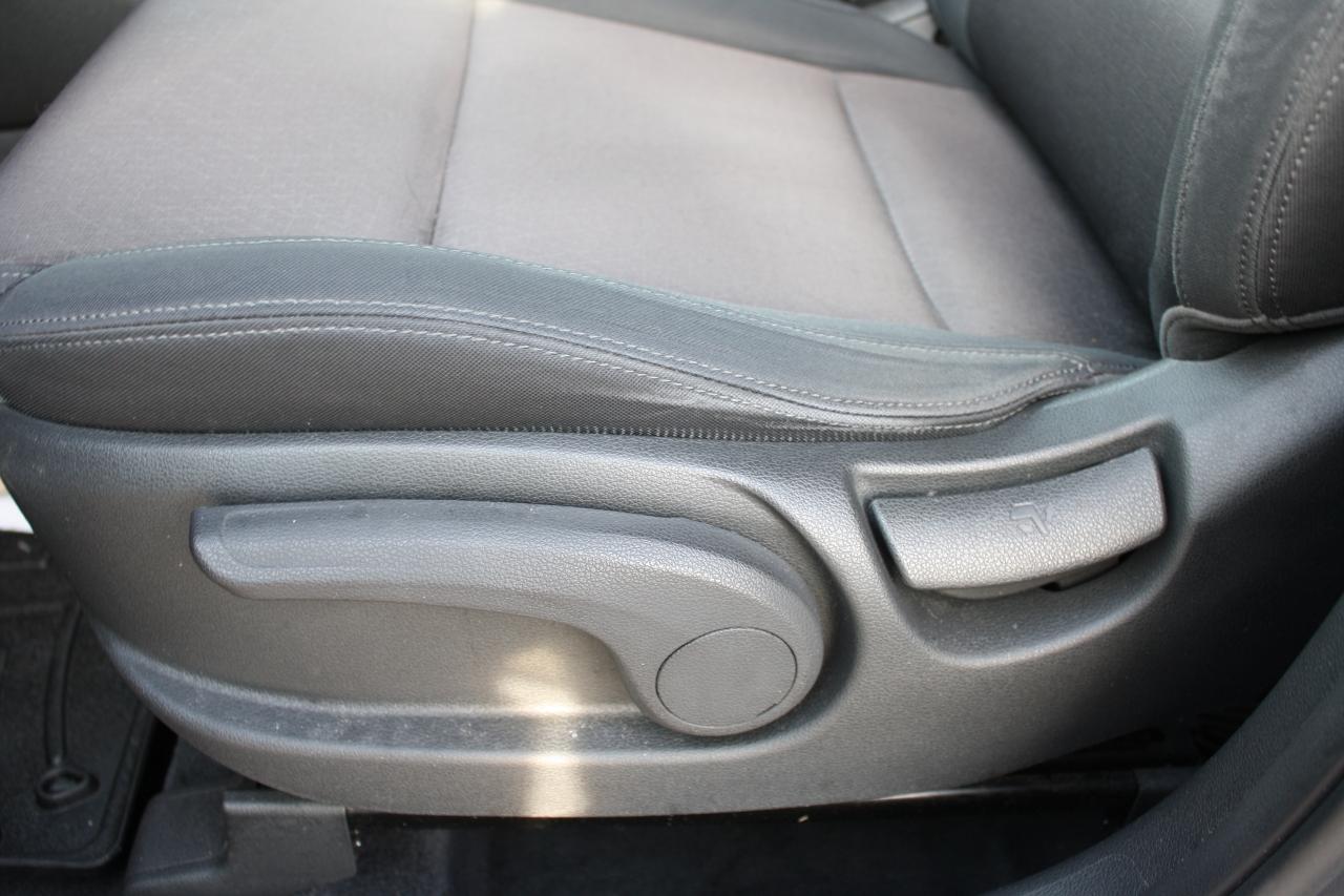 2017 Hyundai Tucson Premium FWD / Heated Seats / Blind Spot / Camera Photo