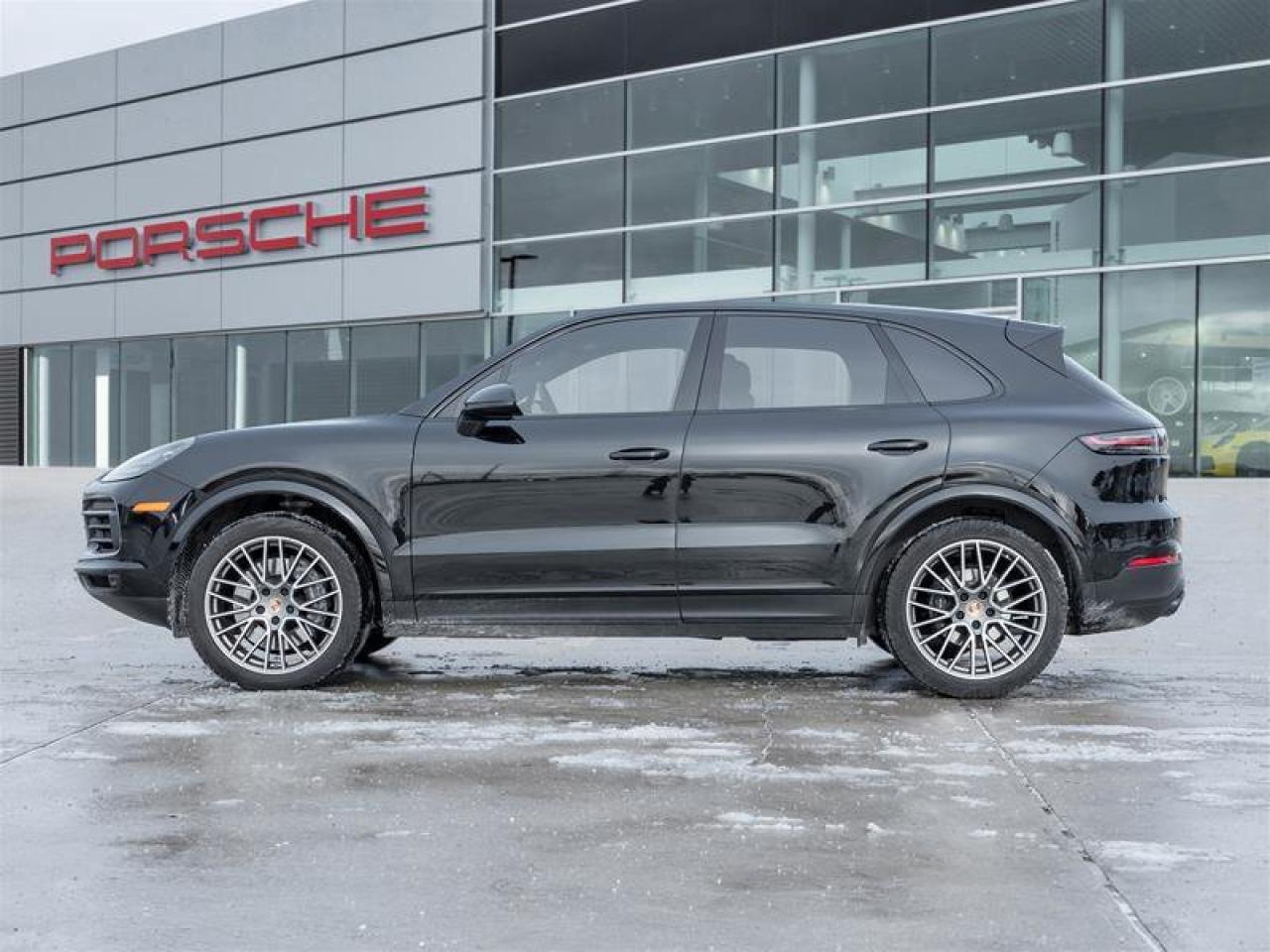 2023 Porsche Cayenne Platinum Edition AWD Premium Pkg Plus Exterior Mir Photo