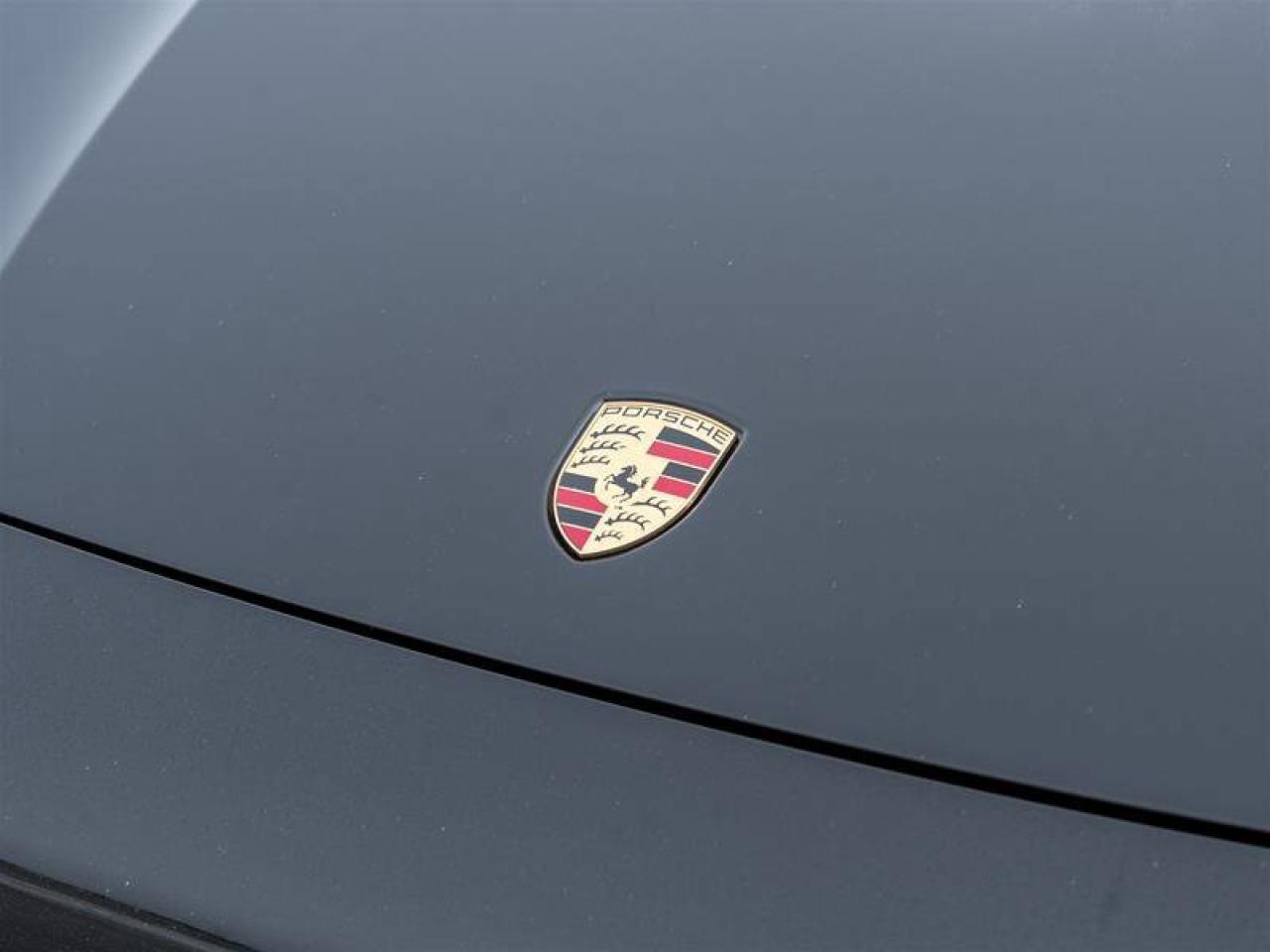 2023 Porsche Cayenne Platinum Edition AWD Premium Pkg Plus Exterior Mir Photo