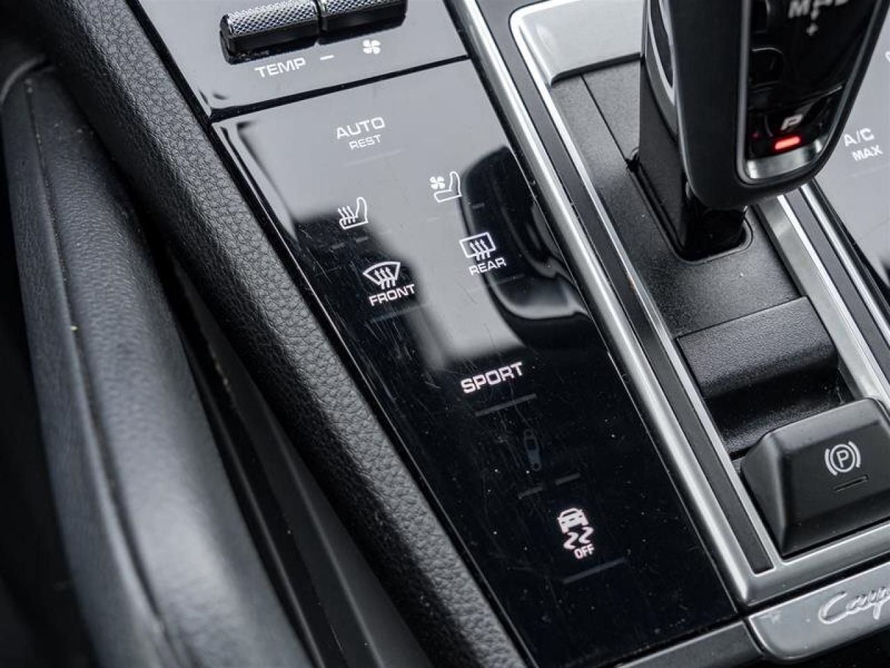 2023 Porsche Cayenne Platinum Edition AWD Premium Pkg Plus Exterior Mir Photo