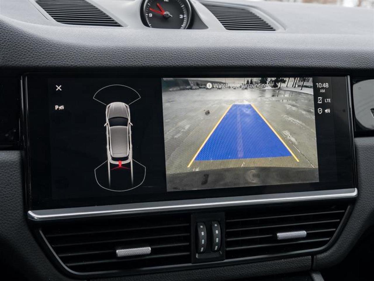 2023 Porsche Cayenne Platinum Edition AWD Premium Pkg Plus Exterior Mir Photo