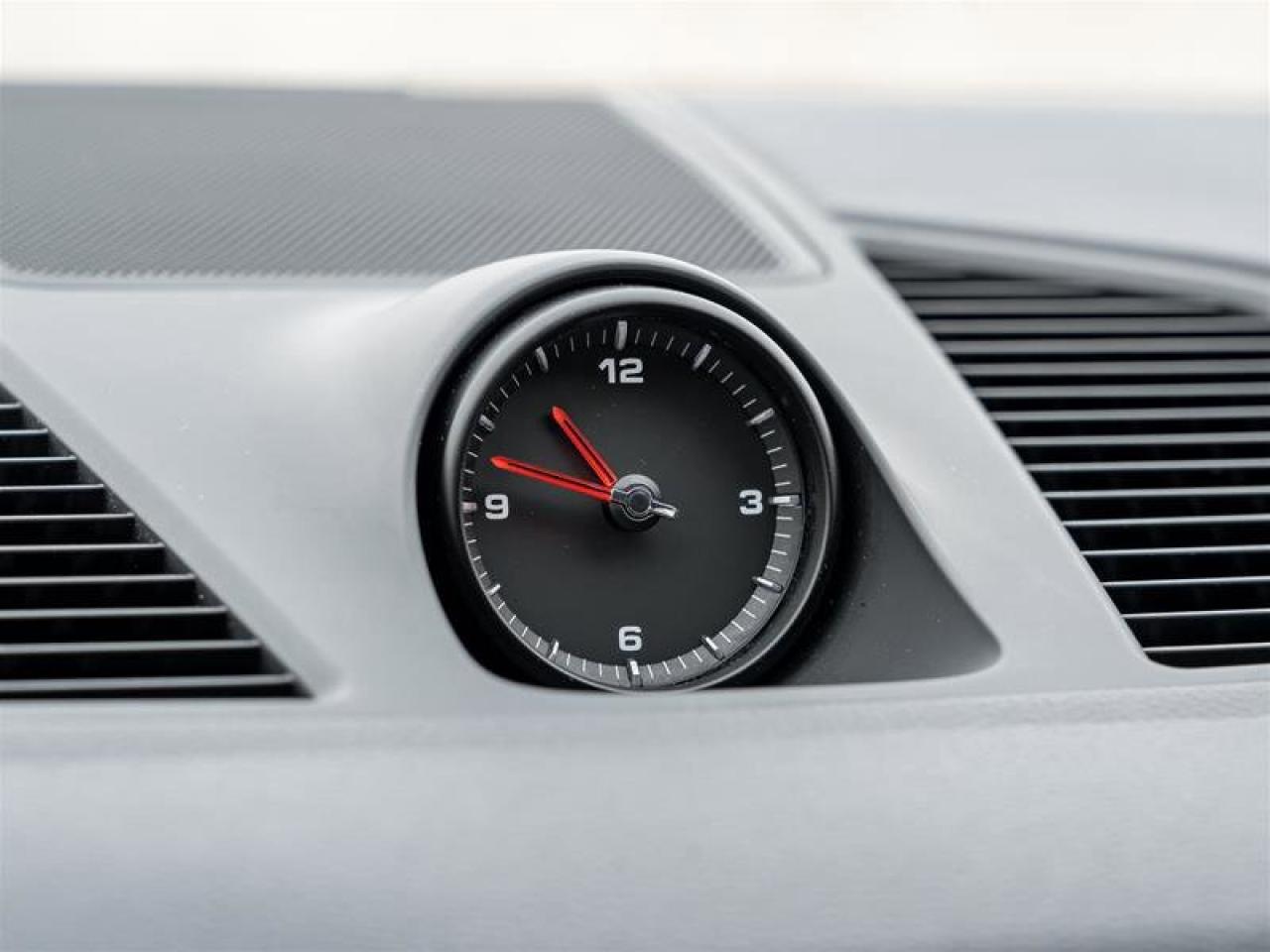 2023 Porsche Cayenne Platinum Edition AWD Premium Pkg Plus Exterior Mir Photo