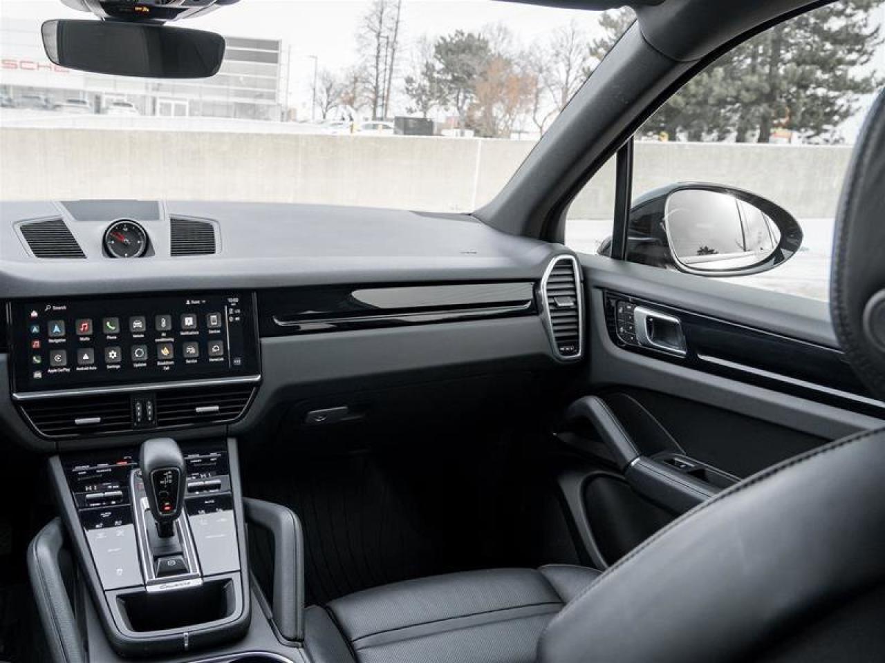 2023 Porsche Cayenne Platinum Edition AWD Premium Pkg Plus Exterior Mir Photo