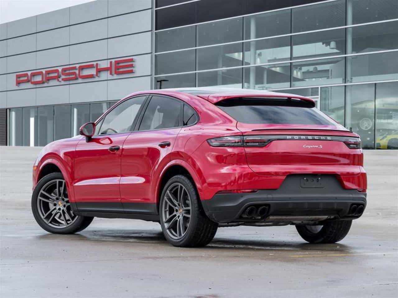 2022 Porsche Cayenne S Coupe AWD Premium Pkg Plus Sport Exhaust System Photo3