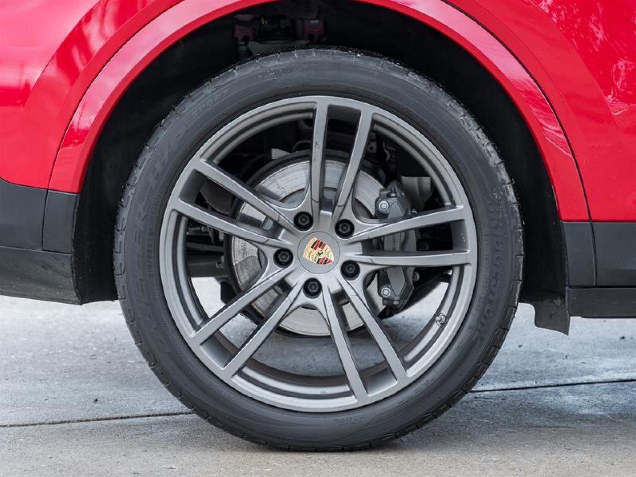 2022 Porsche Cayenne S Coupe AWD Premium Pkg Plus Sport Exhaust System Photo