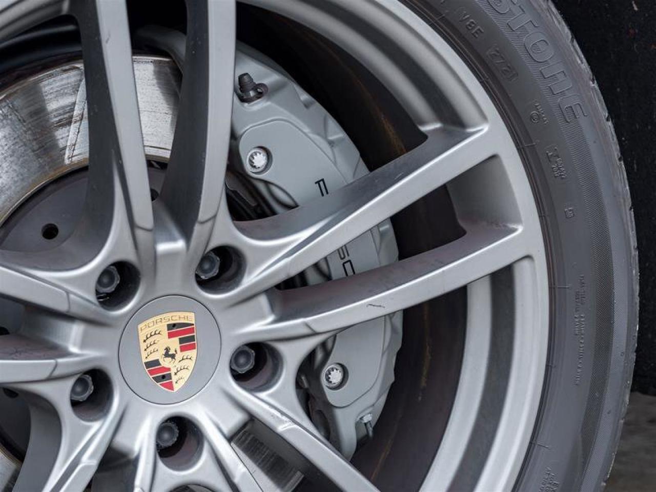 2022 Porsche Cayenne S Coupe AWD Premium Pkg Plus Sport Exhaust System Photo