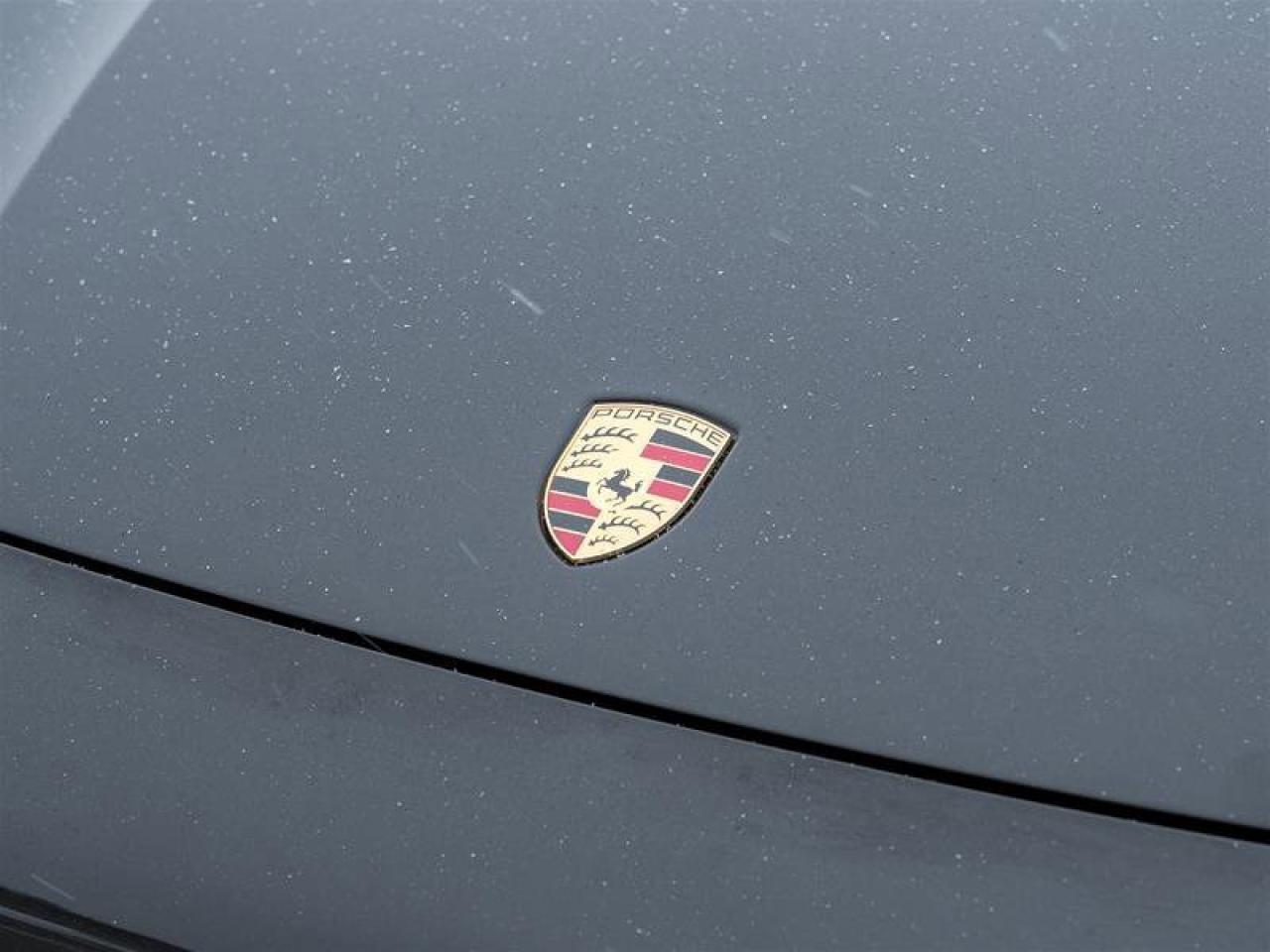 2022 Porsche Cayenne E-Hybrid AWD Premium Pkg Assistance Pkg Photo