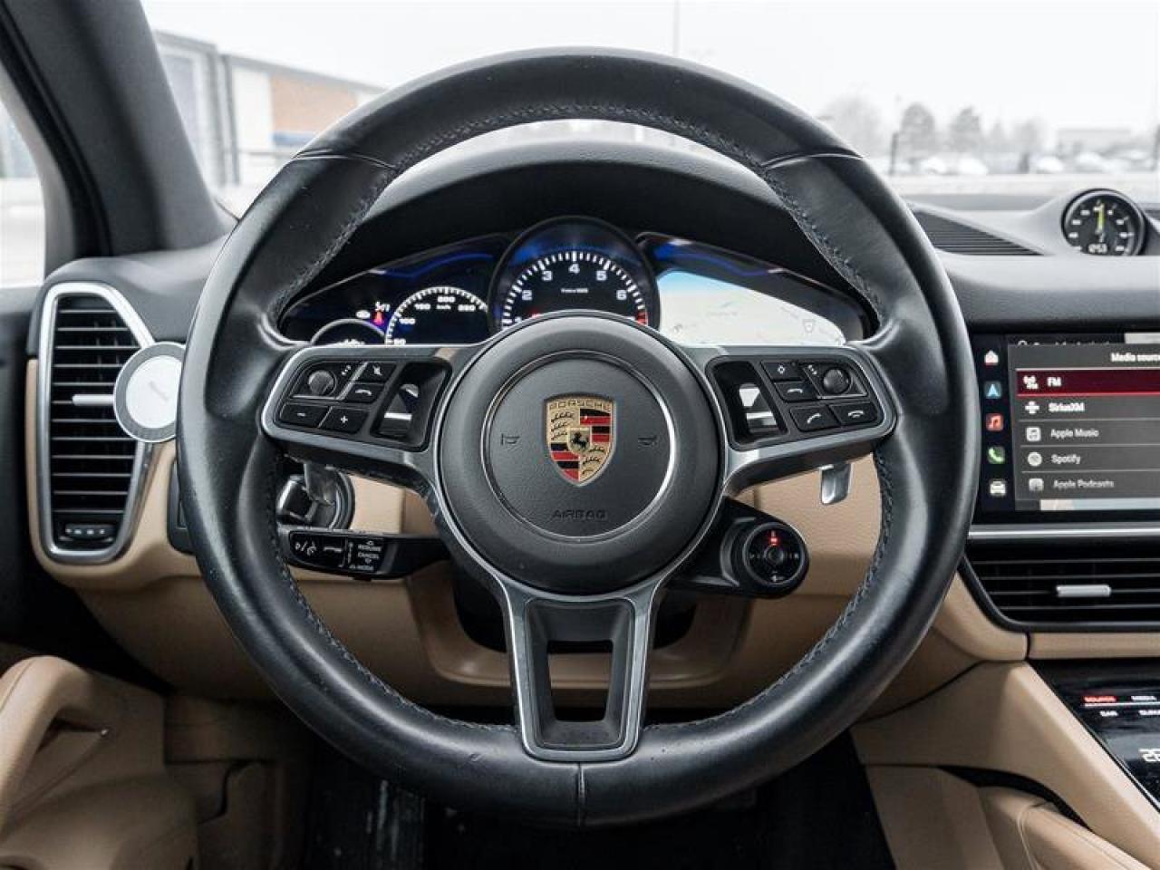 2022 Porsche Cayenne E-Hybrid AWD Premium Pkg Assistance Pkg Photo