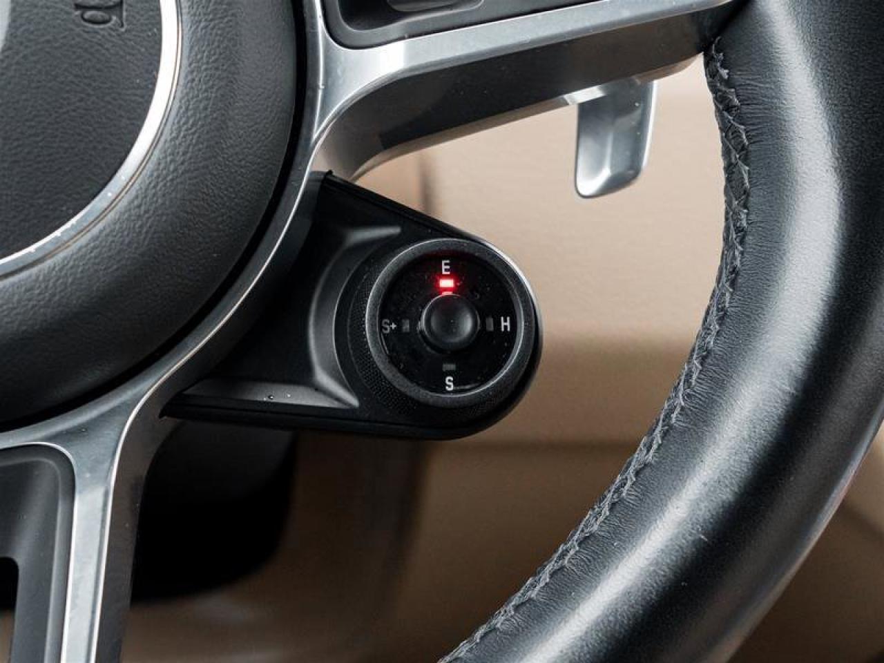 2022 Porsche Cayenne E-Hybrid AWD Premium Pkg Assistance Pkg Photo