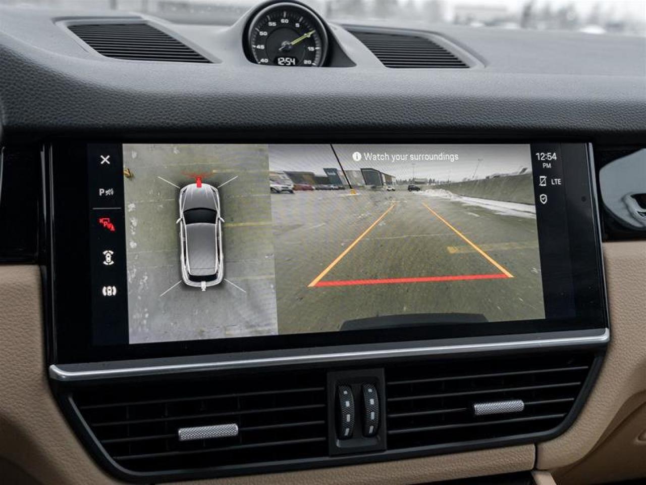 2022 Porsche Cayenne E-Hybrid AWD Premium Pkg Assistance Pkg Photo