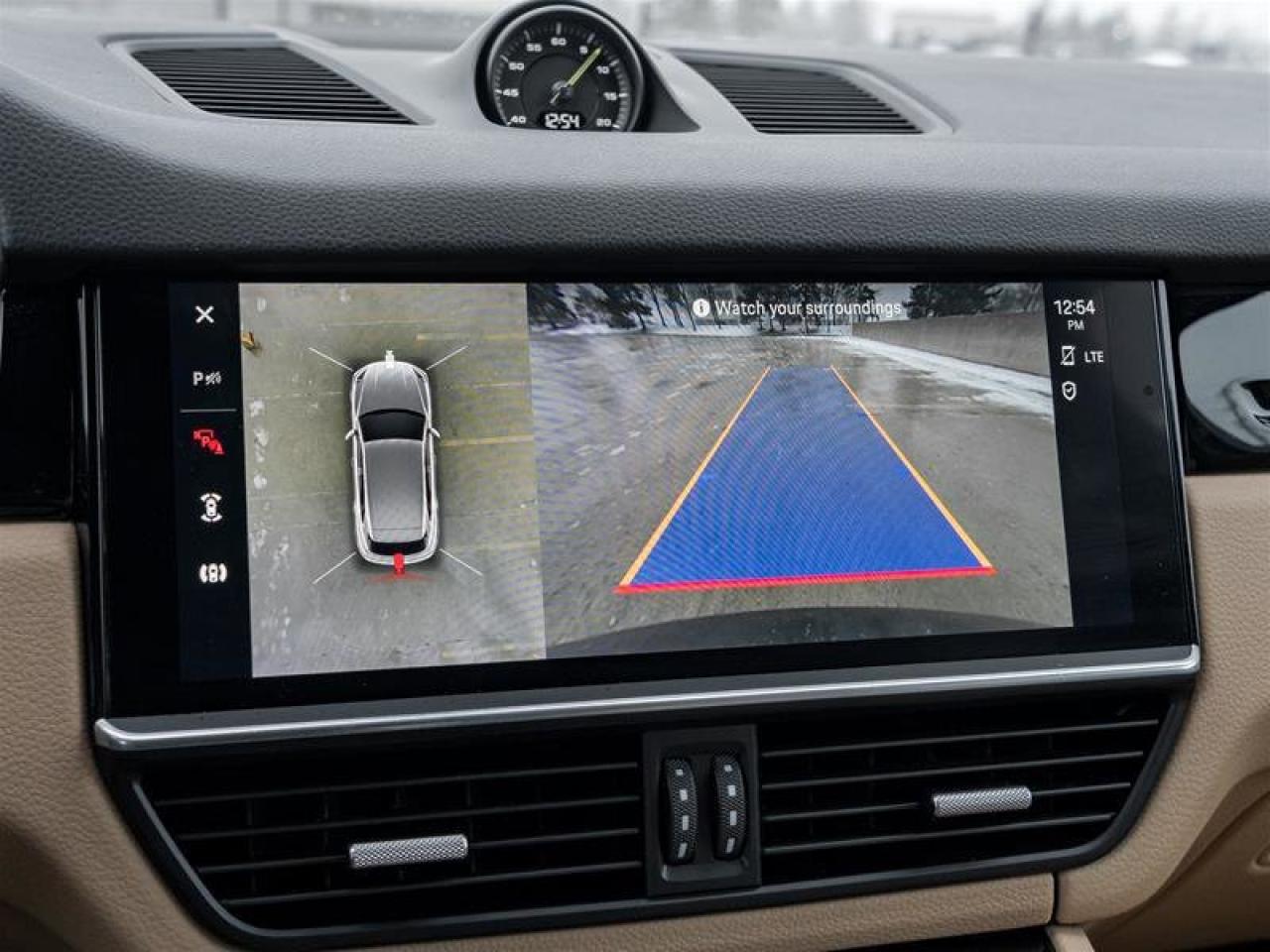 2022 Porsche Cayenne E-Hybrid AWD Premium Pkg Assistance Pkg Photo