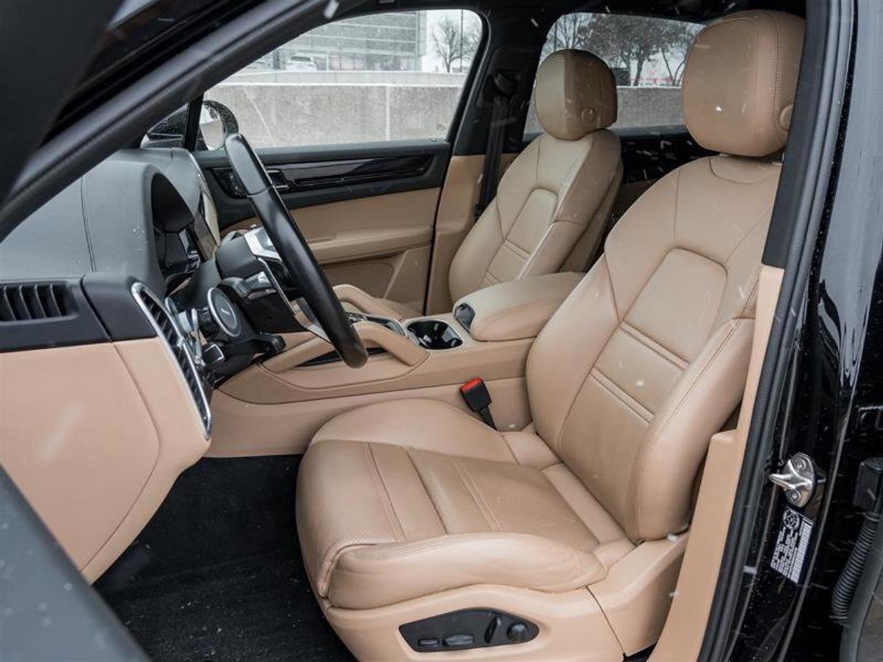 2022 Porsche Cayenne E-Hybrid AWD Premium Pkg Assistance Pkg Photo