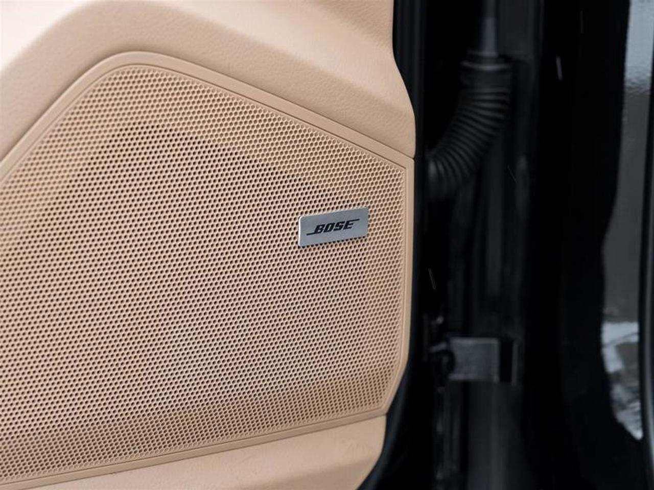 2022 Porsche Cayenne E-Hybrid AWD Premium Pkg Assistance Pkg Photo