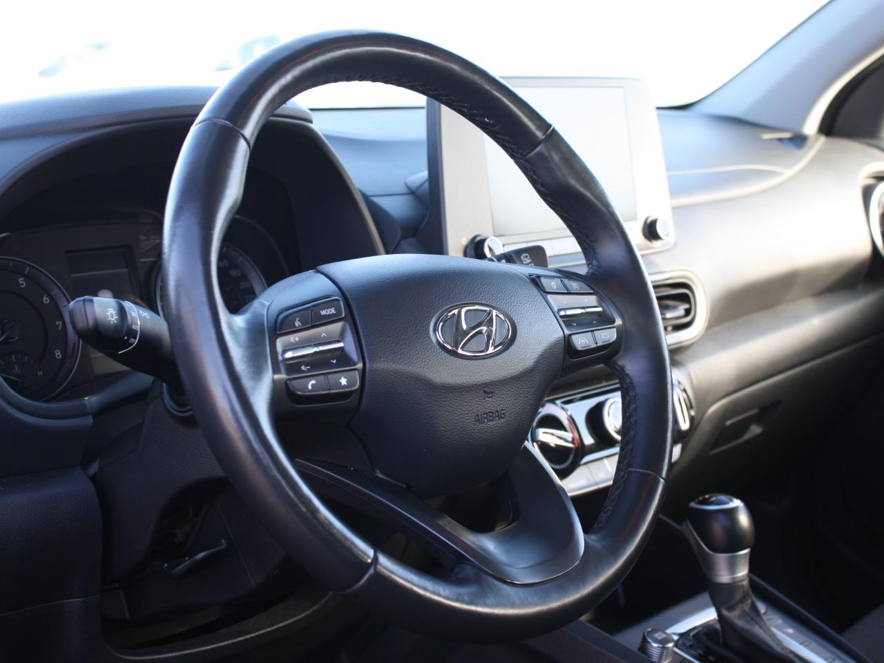 2023 Hyundai KONA 2.0L Preferred AWD / Heated Seats / CarPlay Photo