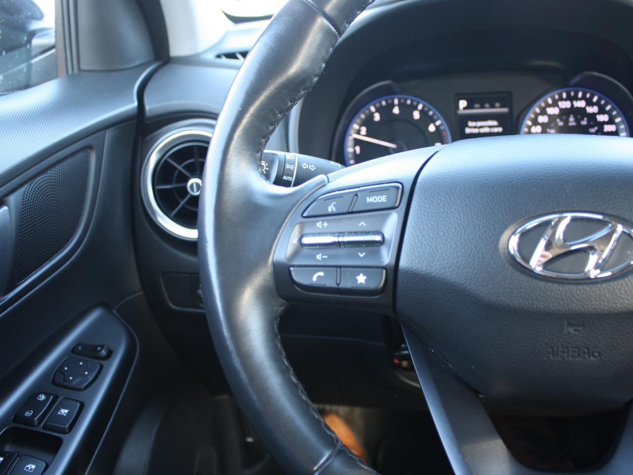 2023 Hyundai KONA 2.0L Preferred AWD / Heated Seats / CarPlay Photo