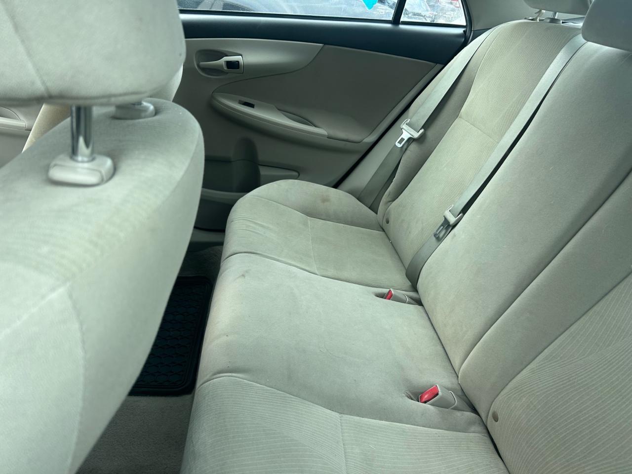 2012 Toyota Corolla 4dr Sdn  CE Photo