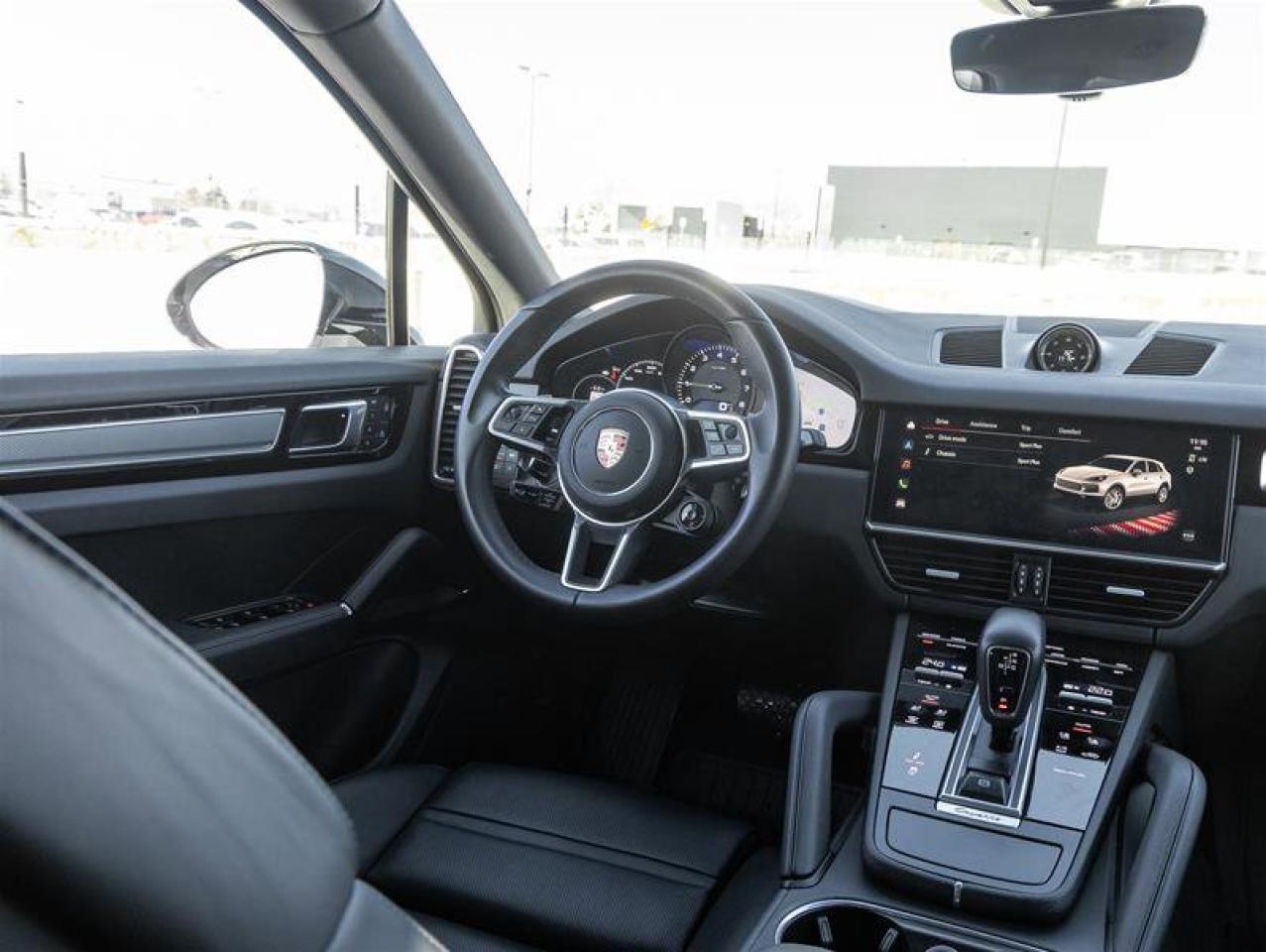 2023 Porsche Cayenne Platinum Edition E-Hybrid AWD Ext Warranty Valid U Photo