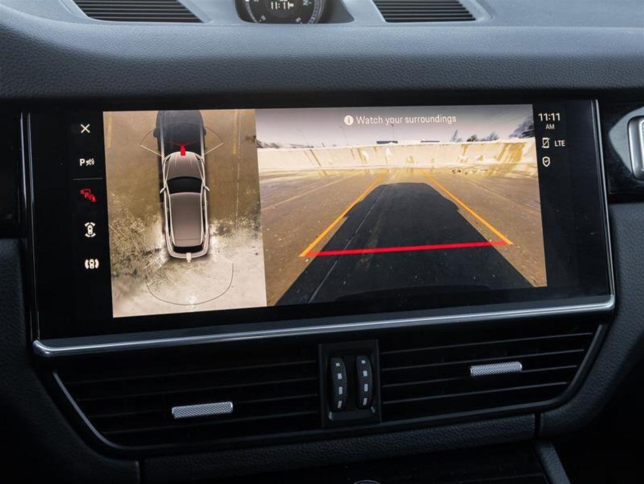 2023 Porsche Cayenne Platinum Edition E-Hybrid AWD Ext Warranty Valid U Photo