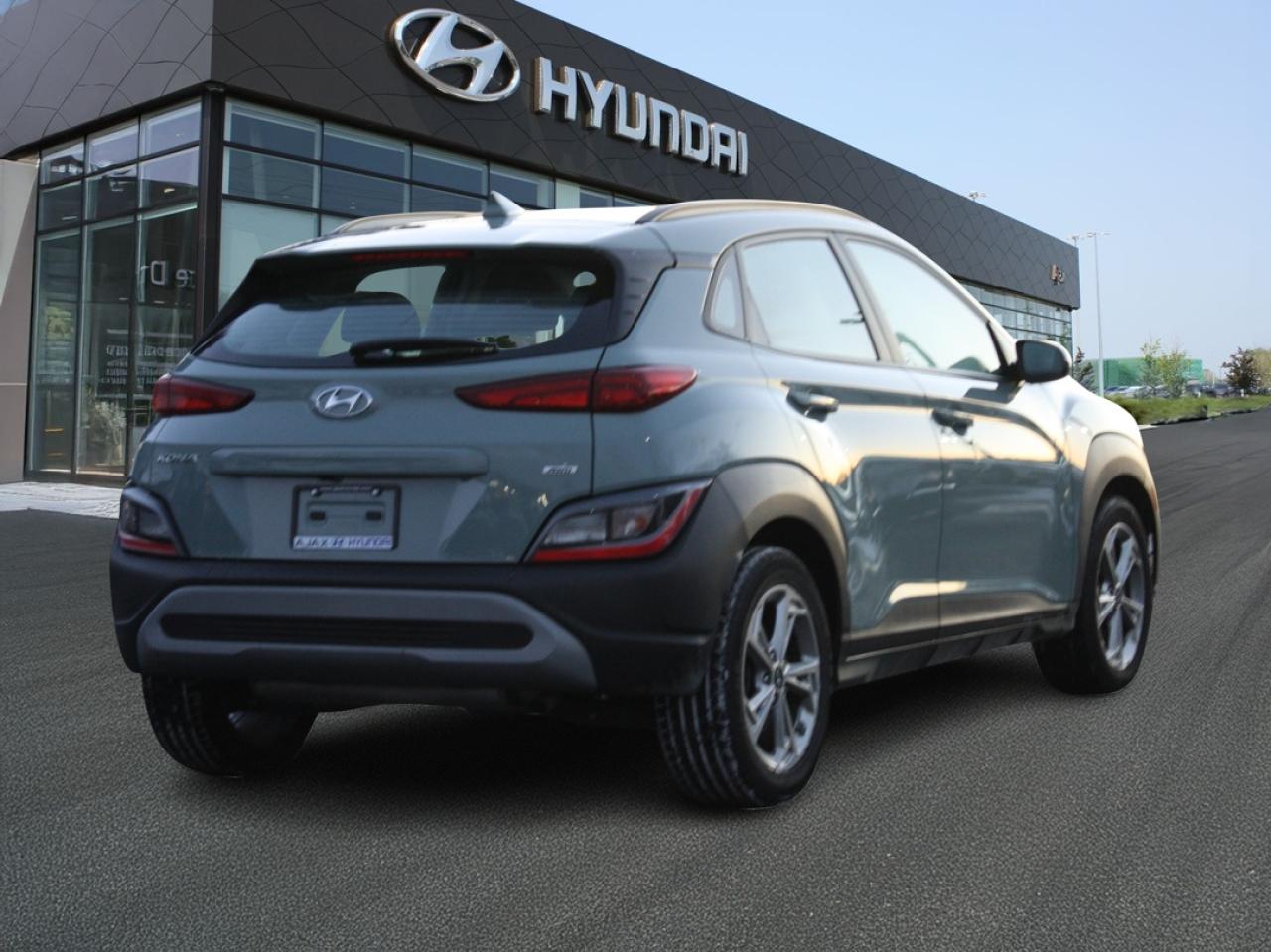 2023 Hyundai KONA 2.0L Preferred AWD / Heated Seats / CarPlay Photo