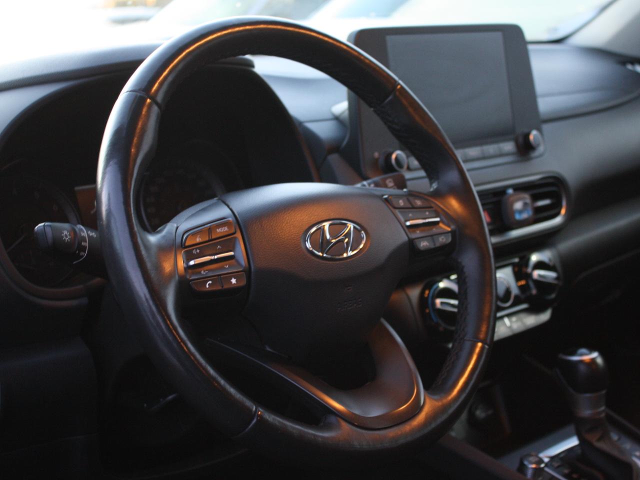 2023 Hyundai KONA 2.0L Preferred AWD / Heated Seats / CarPlay Photo