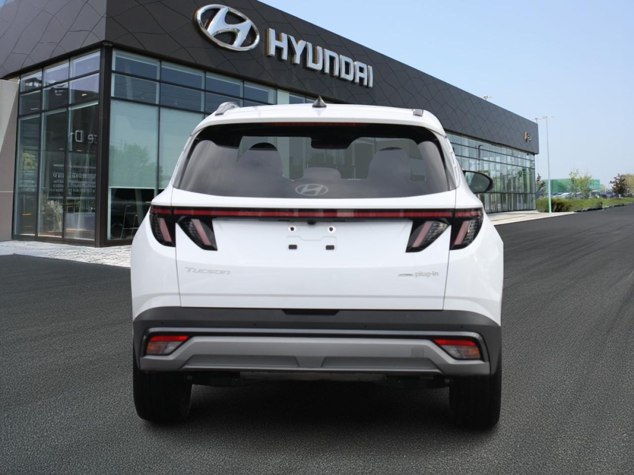 2025 Hyundai Tucson Plug-In Hybrid Ultimate AWD / Leather / Bose Audio / Heated Seats Photo4
