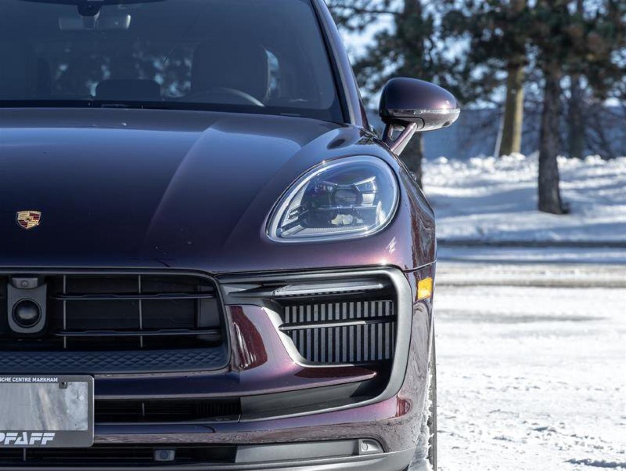 2023 Porsche Macan S AWD Premium Pkg Plus Porsche Torque Vectoring Pl Photo