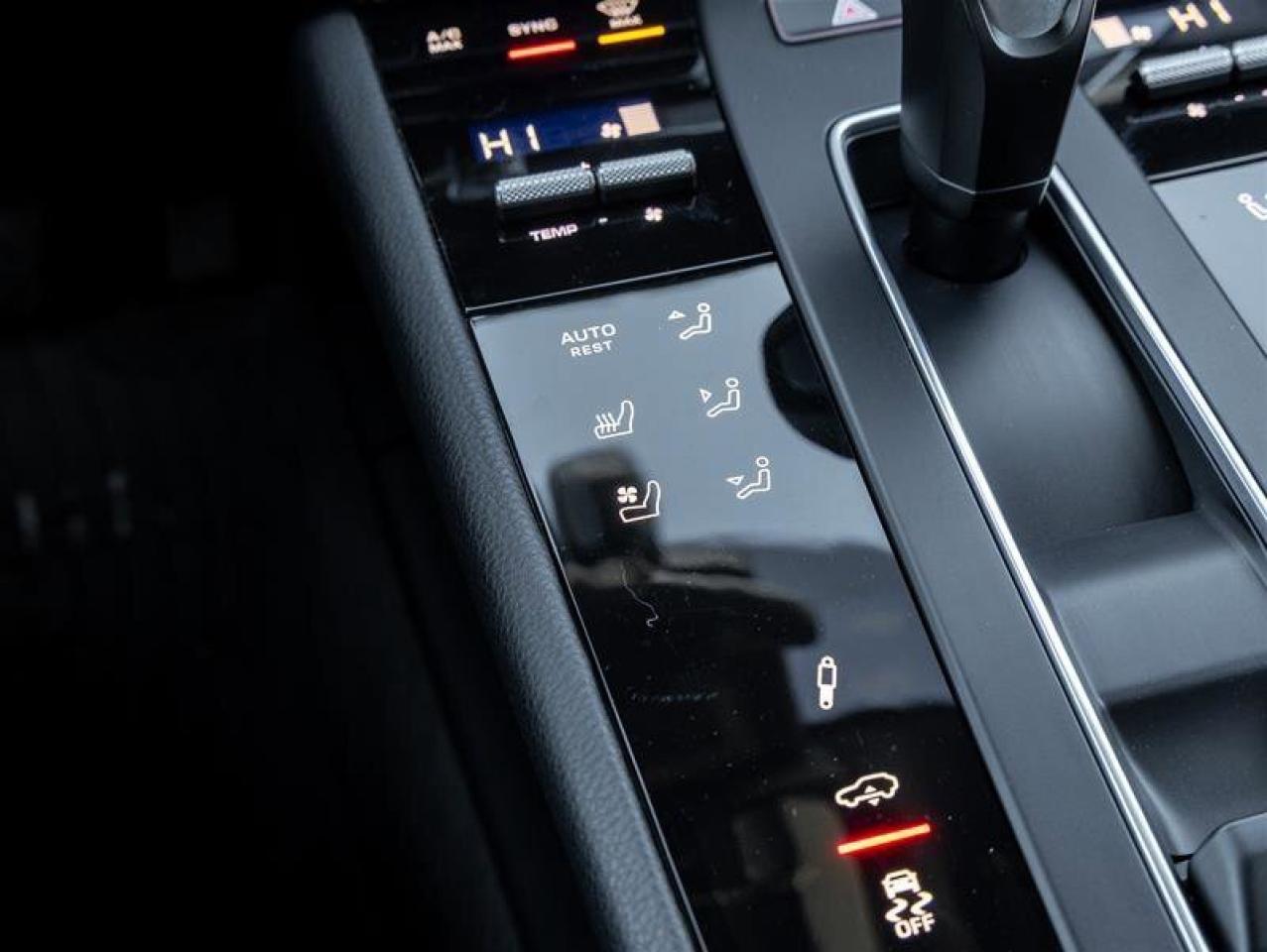 2023 Porsche Macan S AWD Premium Pkg Plus Porsche Torque Vectoring Pl Photo