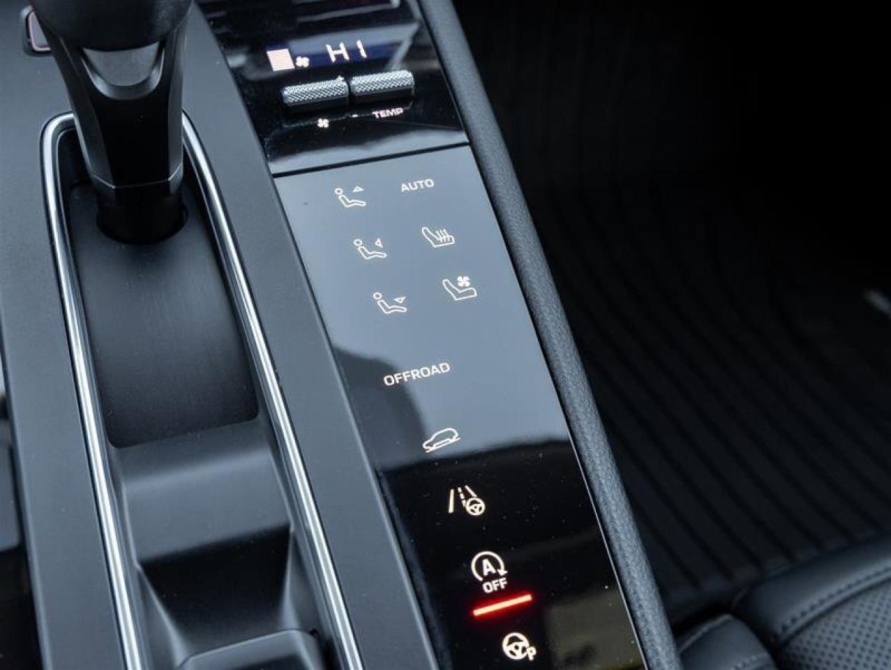 2023 Porsche Macan S AWD Premium Pkg Plus Porsche Torque Vectoring Pl Photo