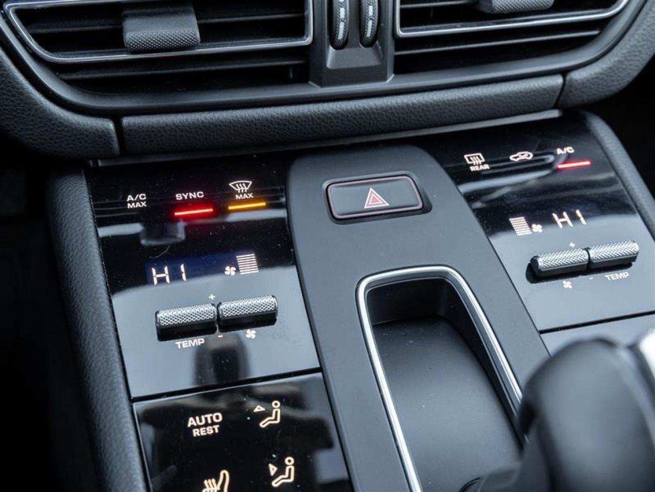 2023 Porsche Macan S AWD Premium Pkg Plus Porsche Torque Vectoring Pl Photo