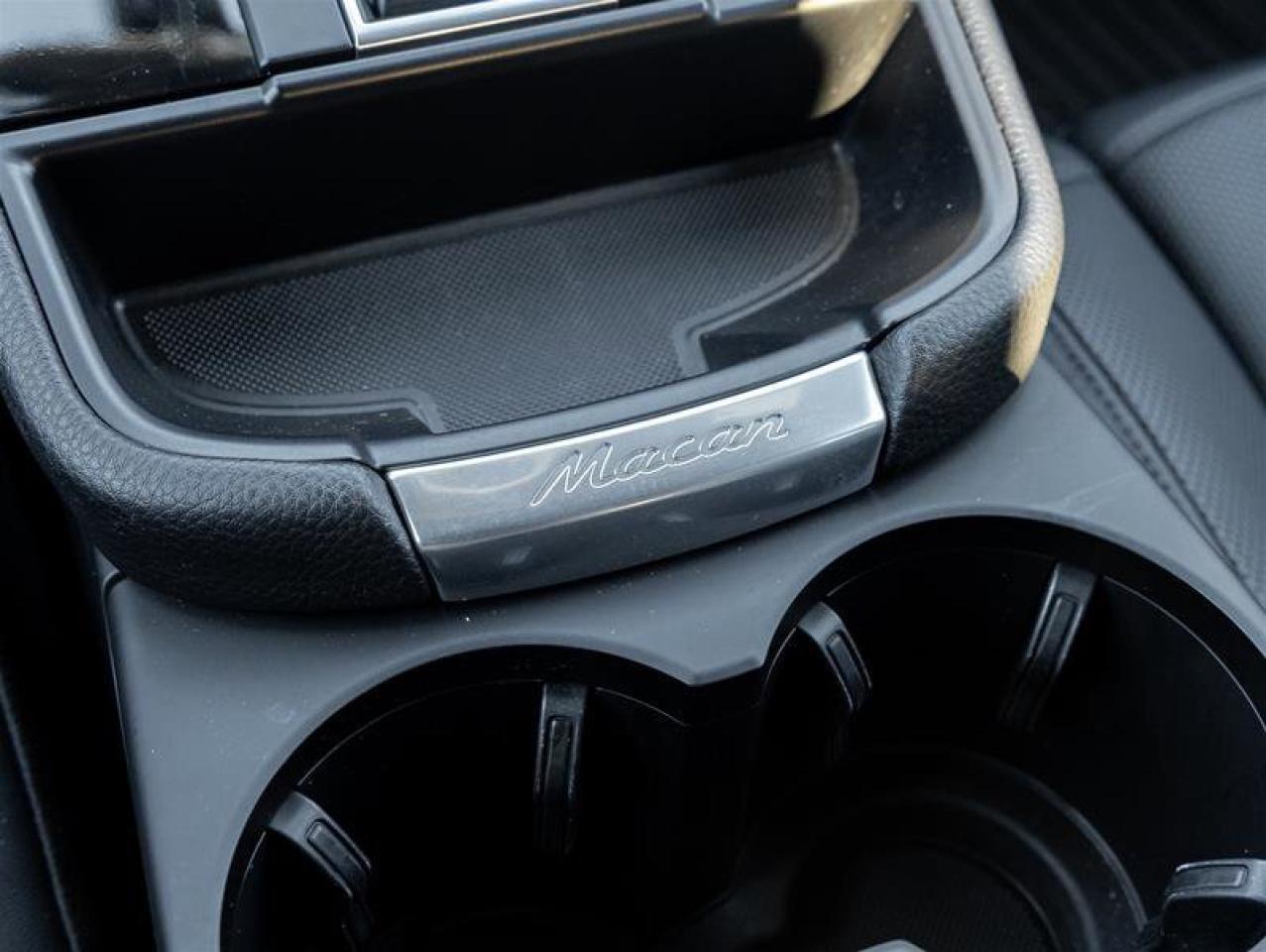 2023 Porsche Macan S AWD Premium Pkg Plus Porsche Torque Vectoring Pl Photo