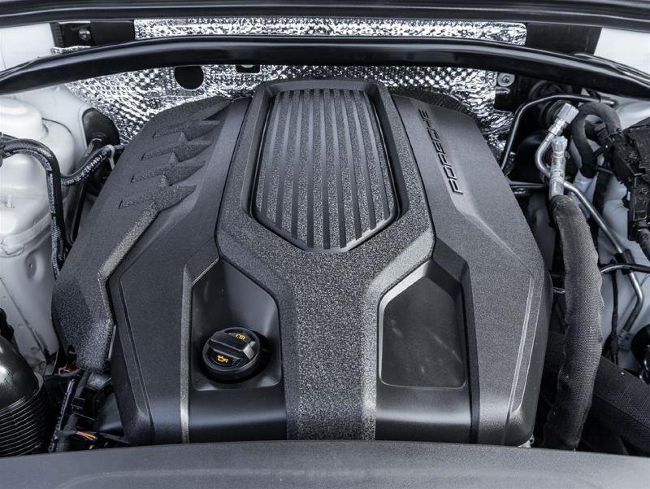 2023 Porsche Macan AWD CPO Premium Pkg Plus  20 Macan S Wheels in Hig Photo