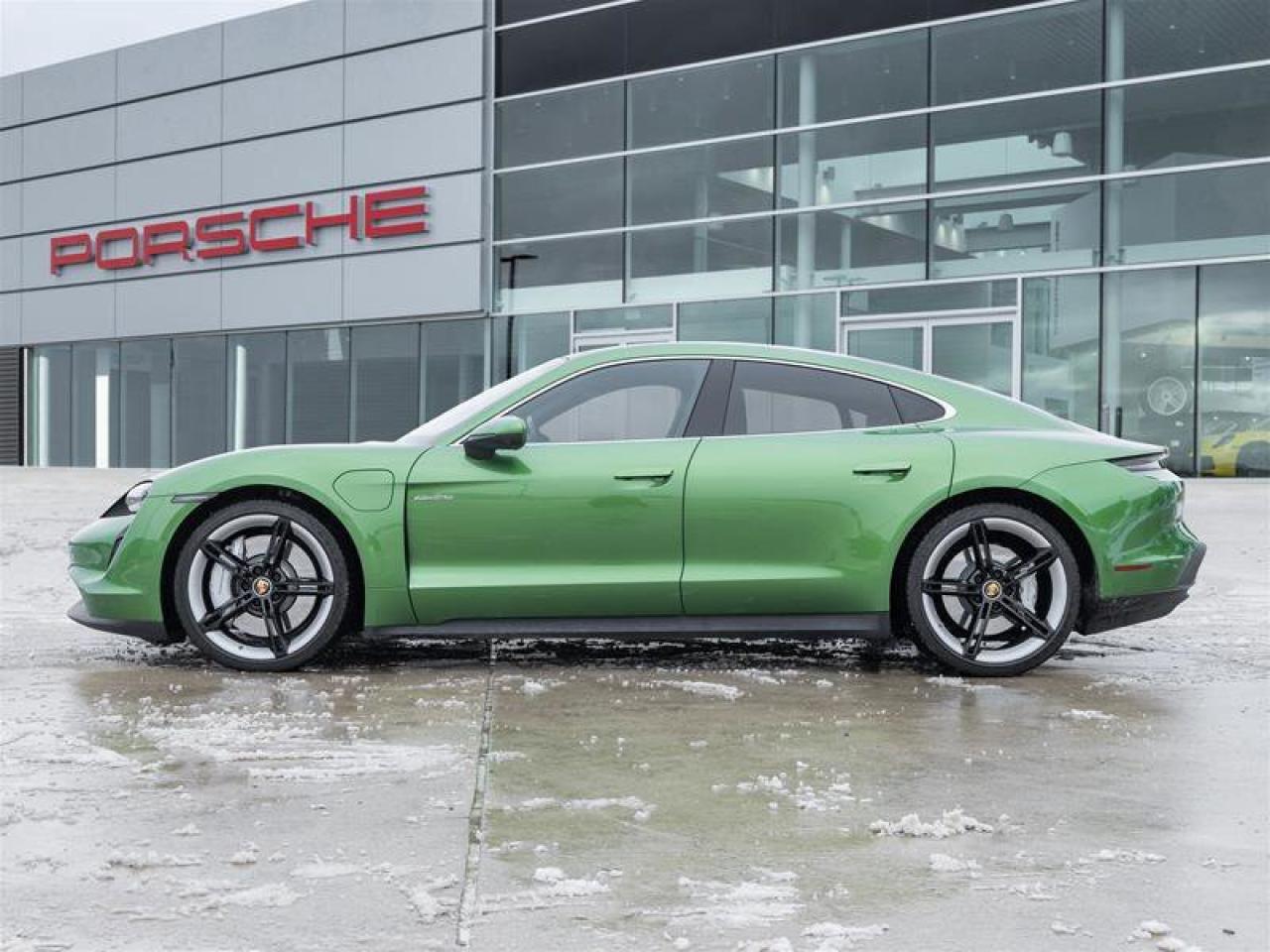 2022 Porsche Taycan 4S AWD Performance Battery Plus Premium Pkg Tech P Photo2