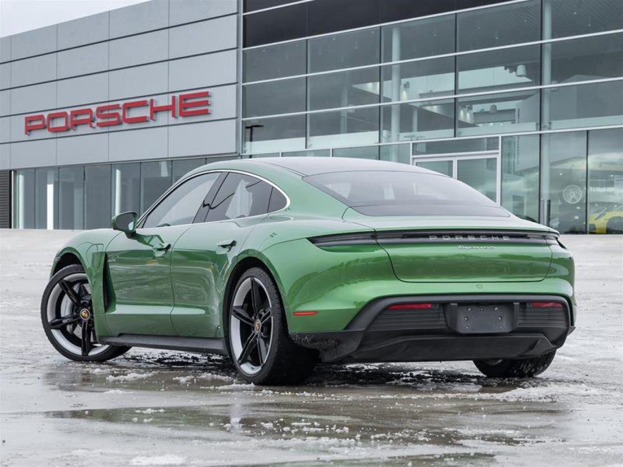 2022 Porsche Taycan 4S AWD Performance Battery Plus Premium Pkg Tech P Photo