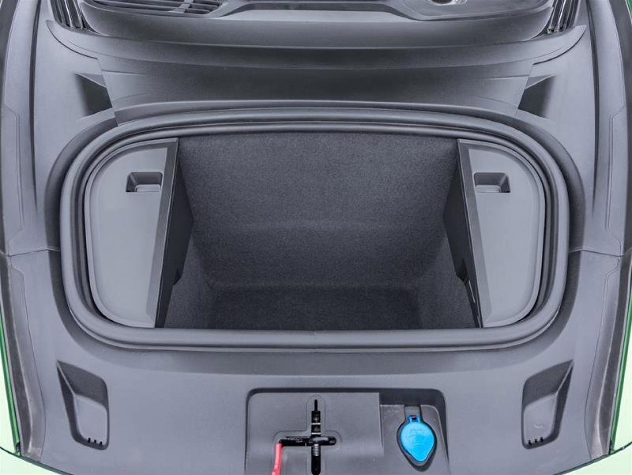 2022 Porsche Taycan 4S AWD Performance Battery Plus Premium Pkg Tech P Photo