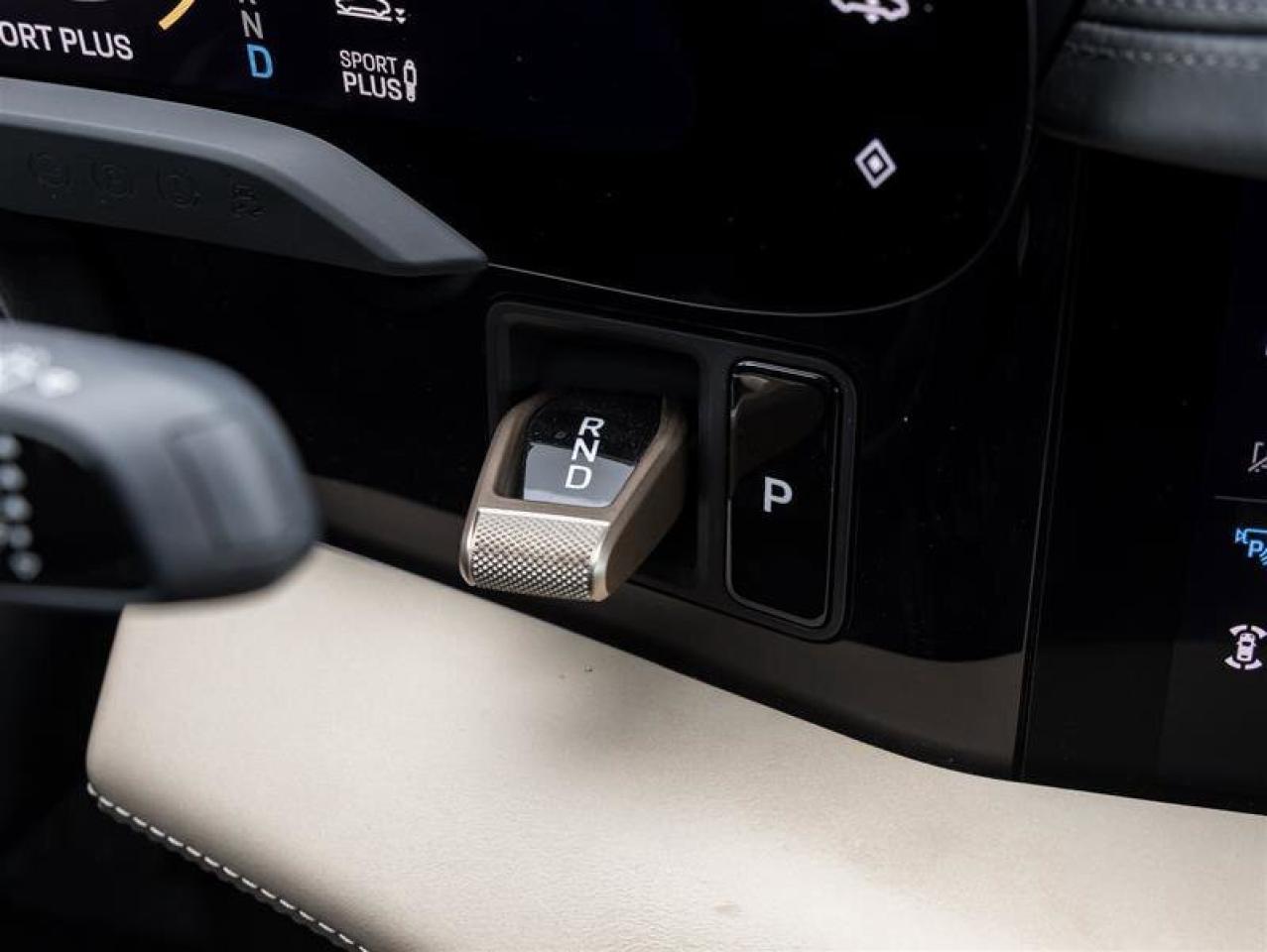 2022 Porsche Taycan 4S AWD Performance Battery Plus Premium Pkg Tech P Photo