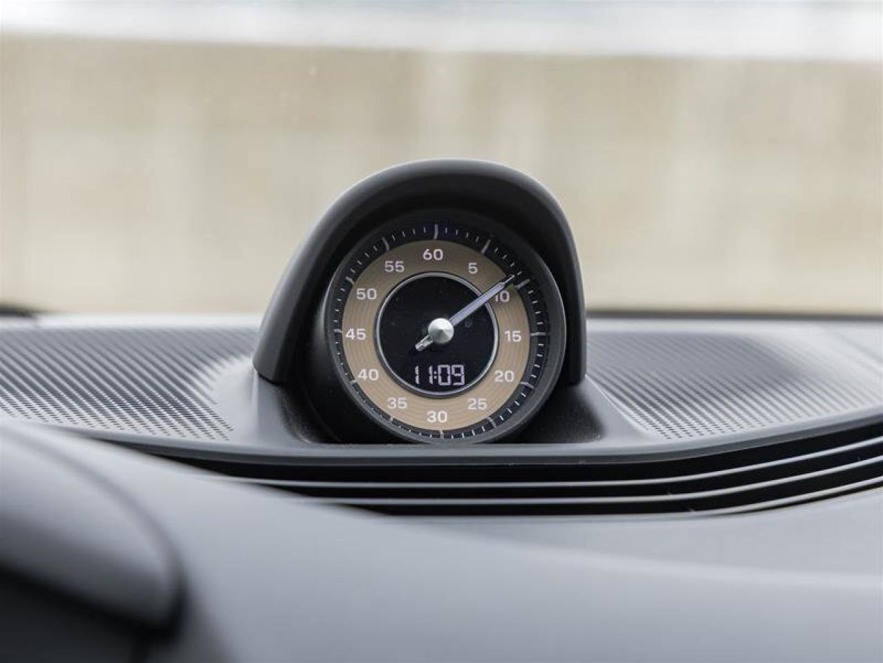 2022 Porsche Taycan 4S AWD Performance Battery Plus Premium Pkg Tech P Photo