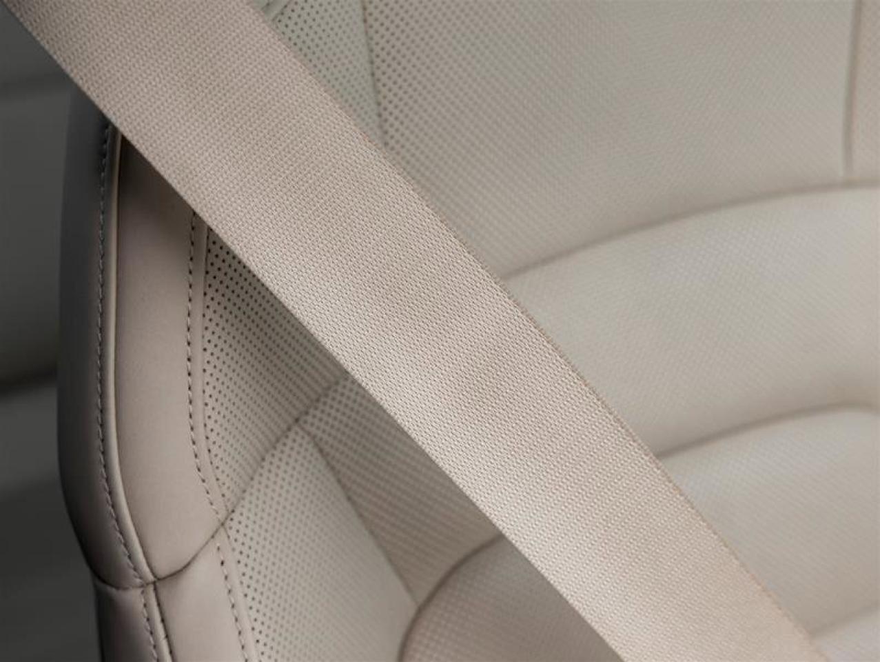 2022 Porsche Taycan 4S AWD Performance Battery Plus Premium Pkg Tech P Photo